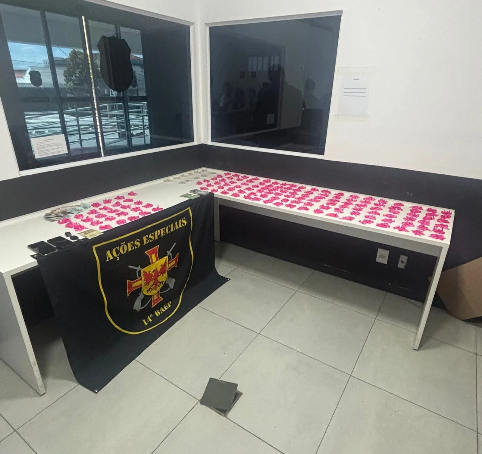 14º BAEP prende dupla por tráfico e apreende mais de 1.400 porções de cocaína em Brigadeiro Tobias, Sorocaba