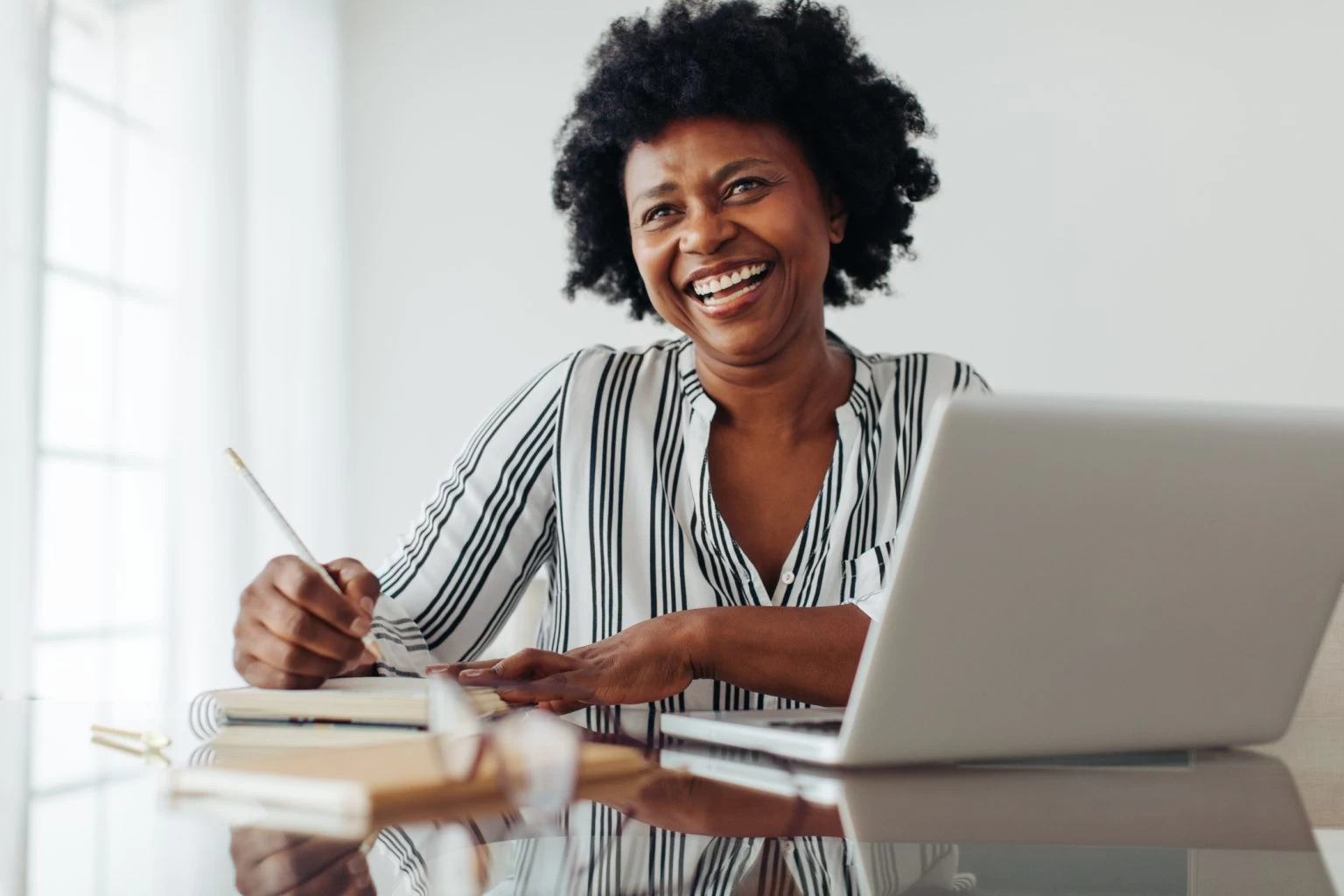 Empreenda Mulher: linha de crédito do Banco do Povo já disponibilizou R$ 44 milhões em 2024