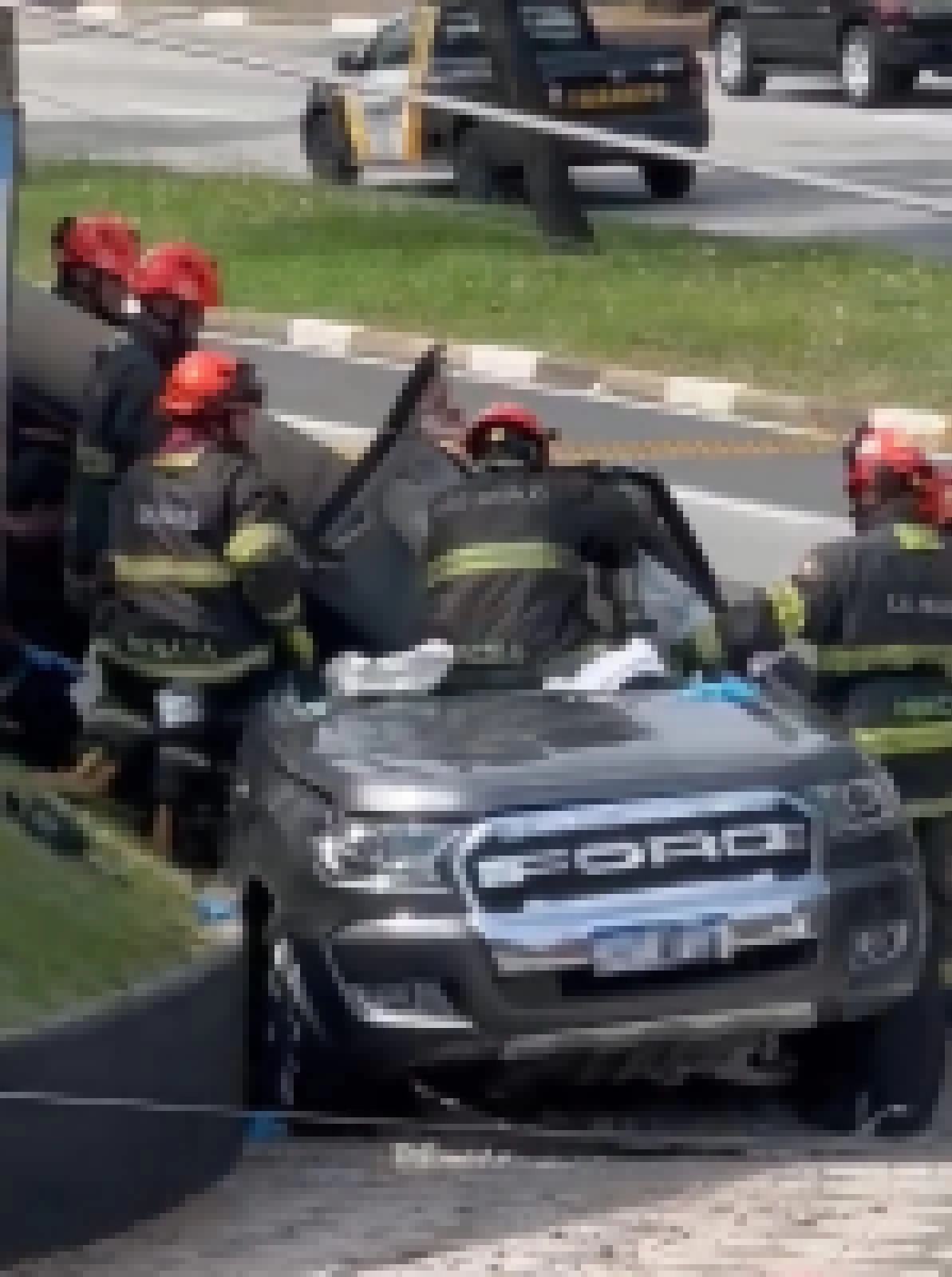 Motorista morre após colidir em poste na Avenida Dom Aguirre