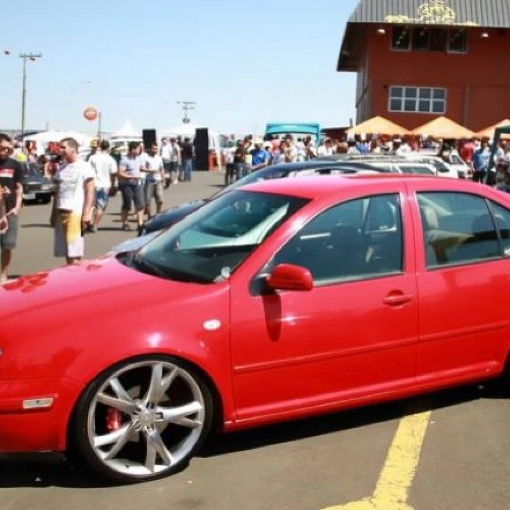 6º Mega Encontro de Carros Preparados atraiu mais de nove mil pessoas ao Kartódromo de Itu neste domingo