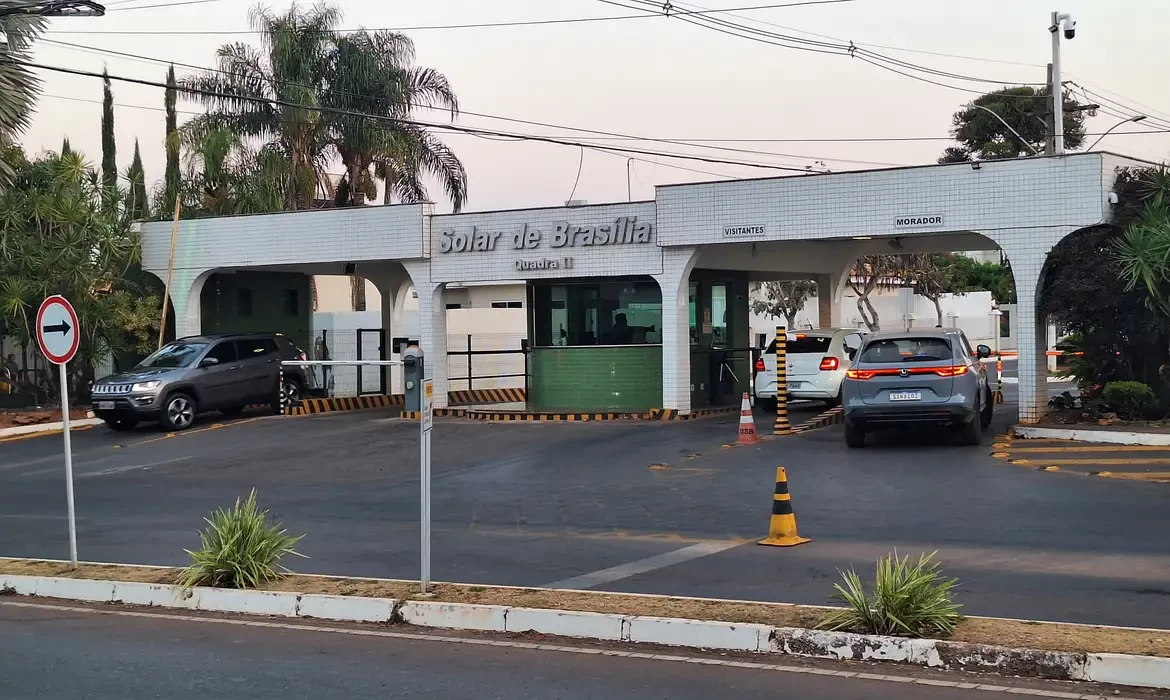 PF não encontra armas após cumprir busca na casa de Bolsonaro