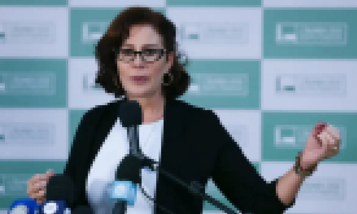 Moraes pede que AGU tome providências para extradição de Zambelli