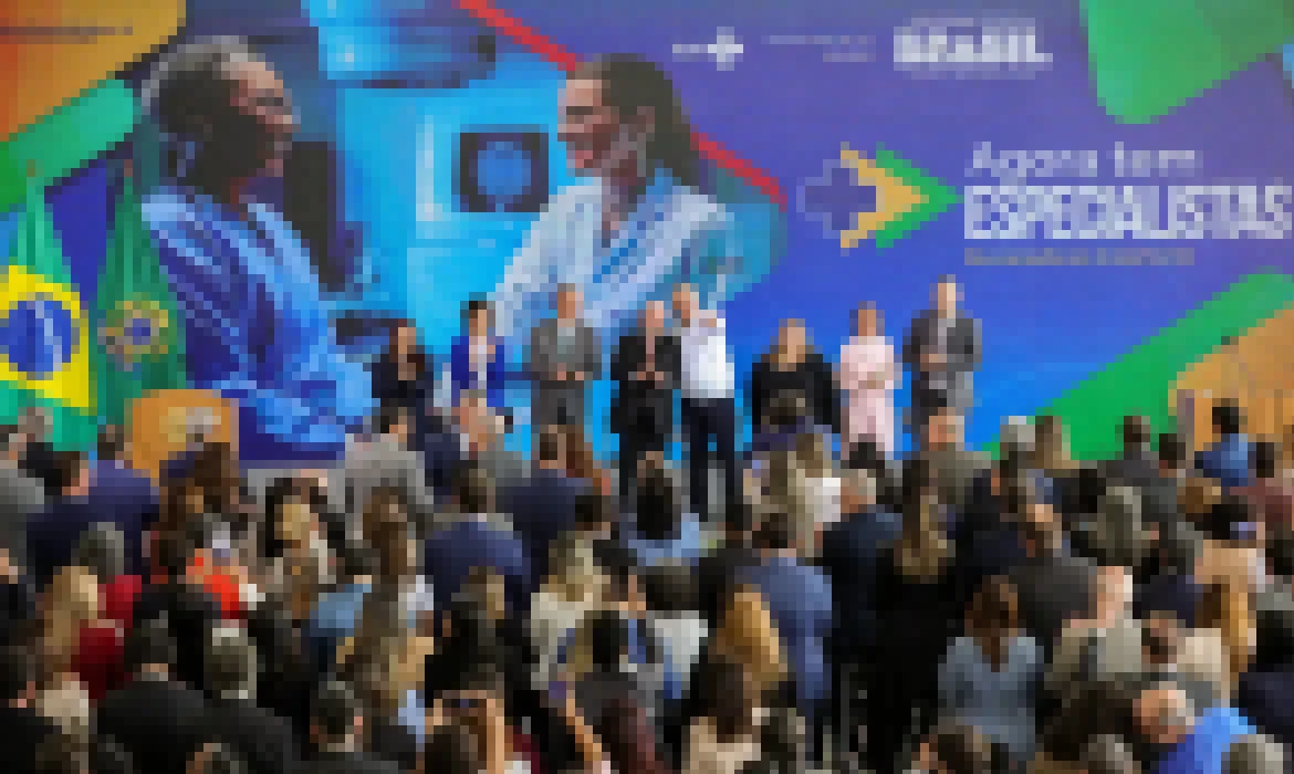 Lula lança programa para melhorar acesso de pacientes a especialistas
