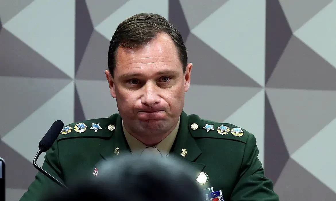 No STF, Mauro Cid confirma delação que incrimina Braga Netto em ação
