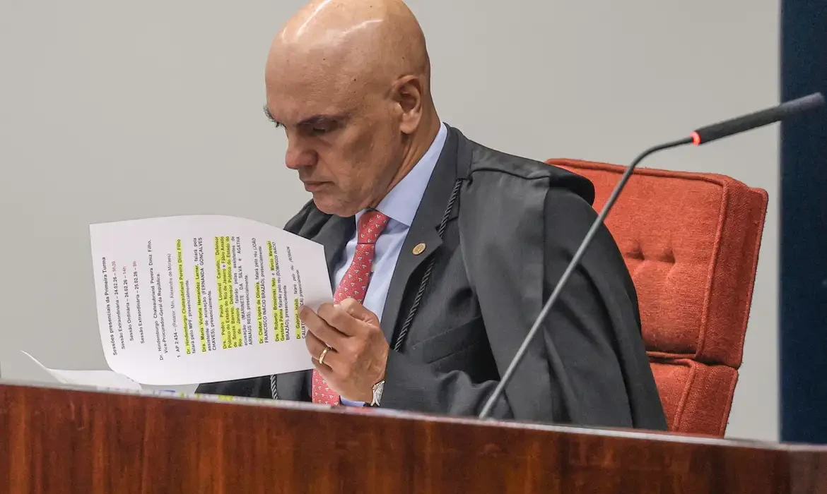 Moraes multa em R$ 5 mil advogado que tentou burlar sistema do STF