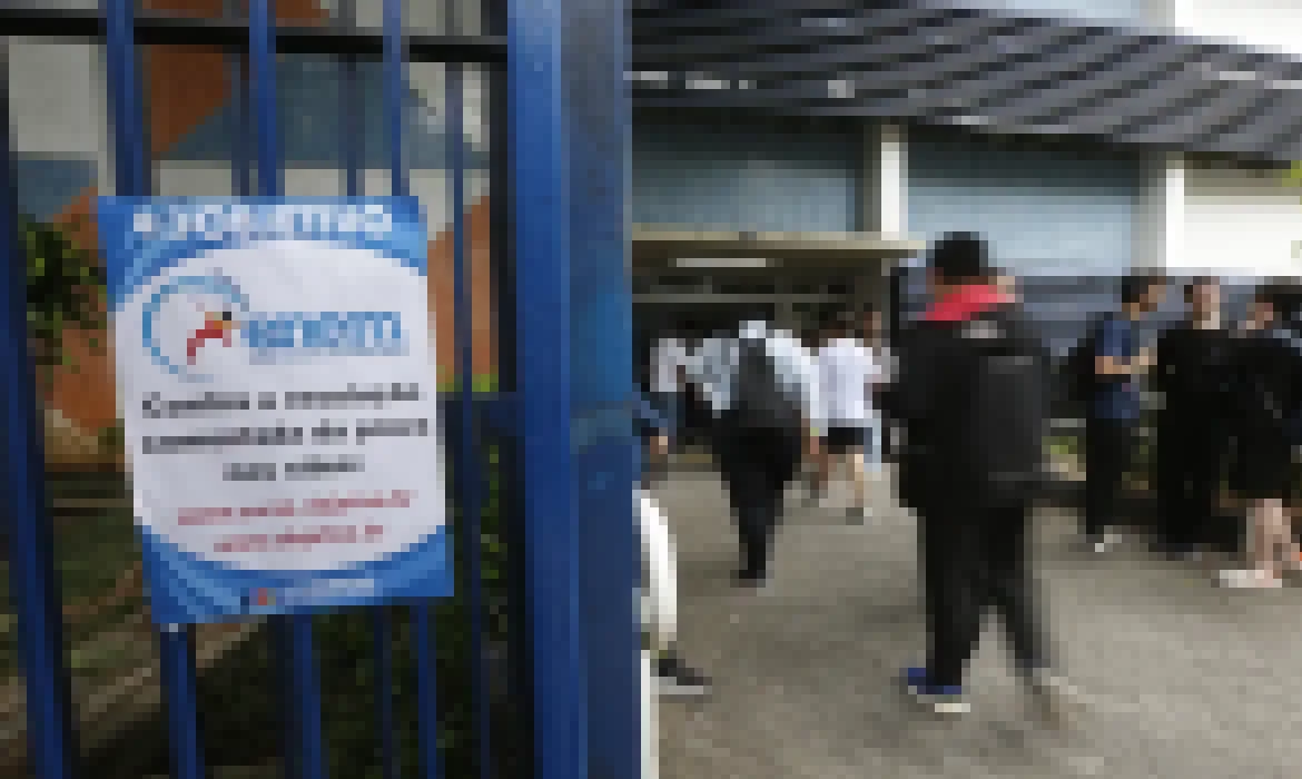 Enem 2025: saiba como pedir isenção de taxa de inscrição