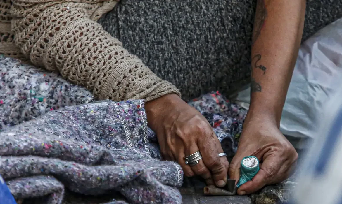 Cerca de 11,4 milhões de brasileiros já usaram cocaína ou crack