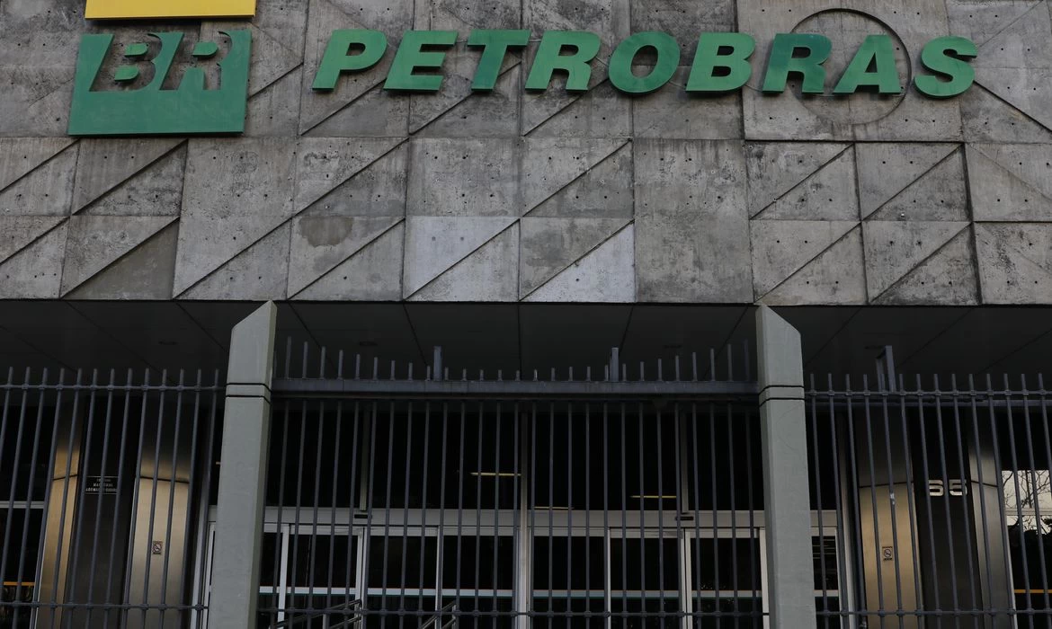 Operações da Reduc e Polo Gaslub serão abastecidas com água de reúso