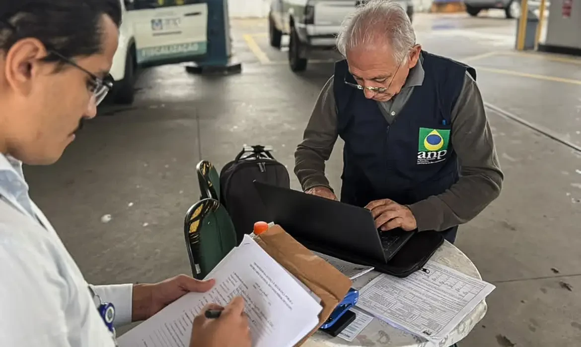 ANP aplicou R$ 200 milhões em multas por alta abusiva de combustíveis