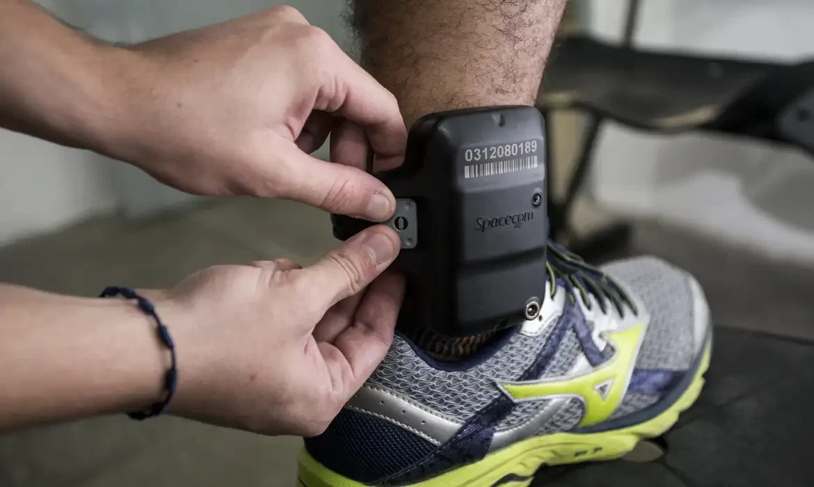 Câmara aprova aumento de prisão temporária de 5 para 15 dias