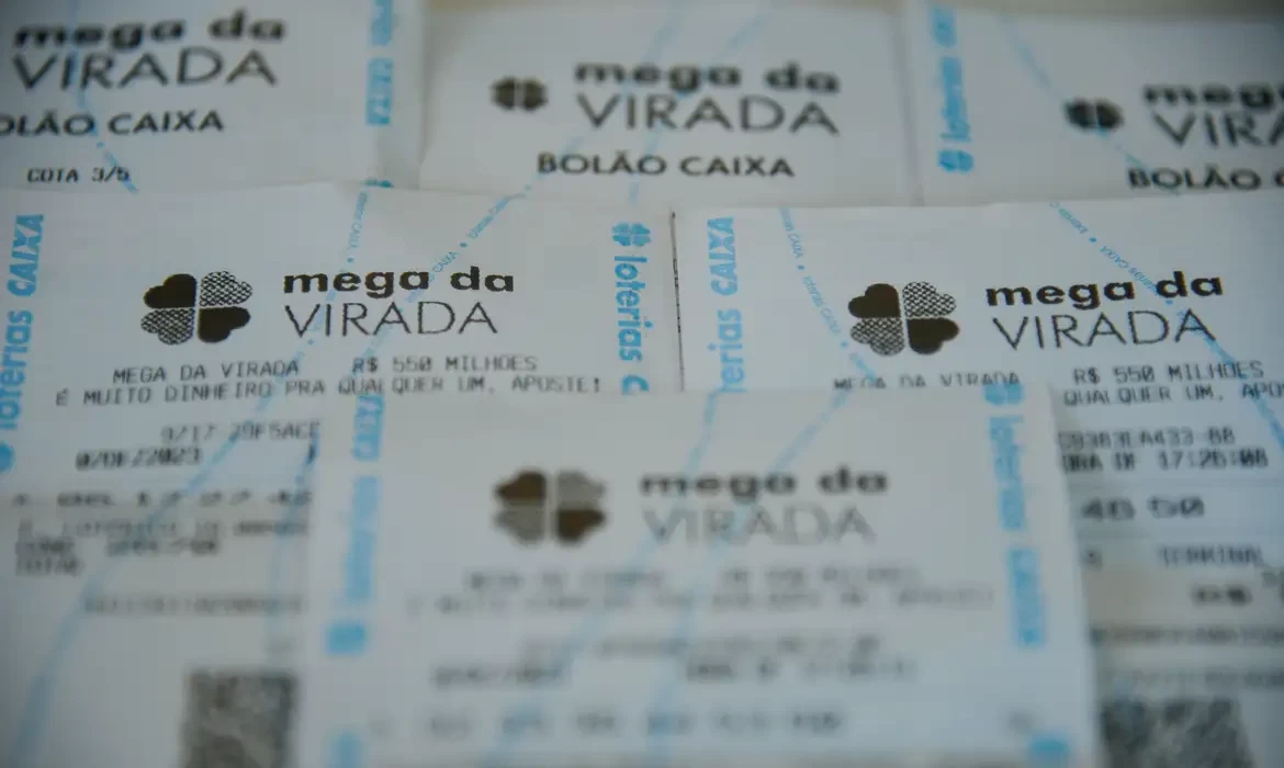 Prêmio da Mega da Virada chega a R$ 1 bilhão