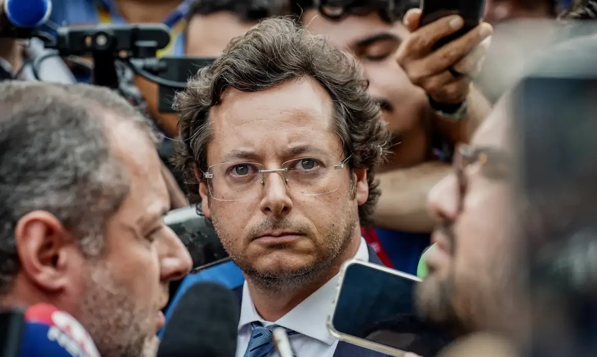 PF ouve Wajngarten e atual advogado de Bolsonaro sobre denúncia de Cid