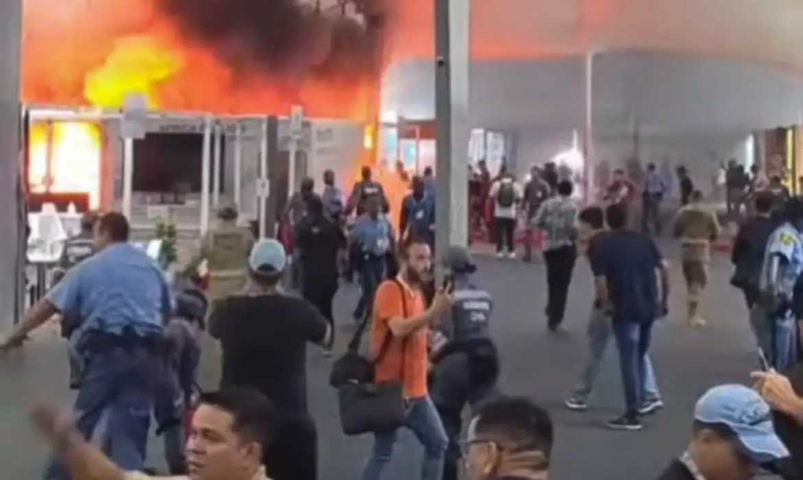 Incêndio atinge parte do pavilhão da COP30, em Belém