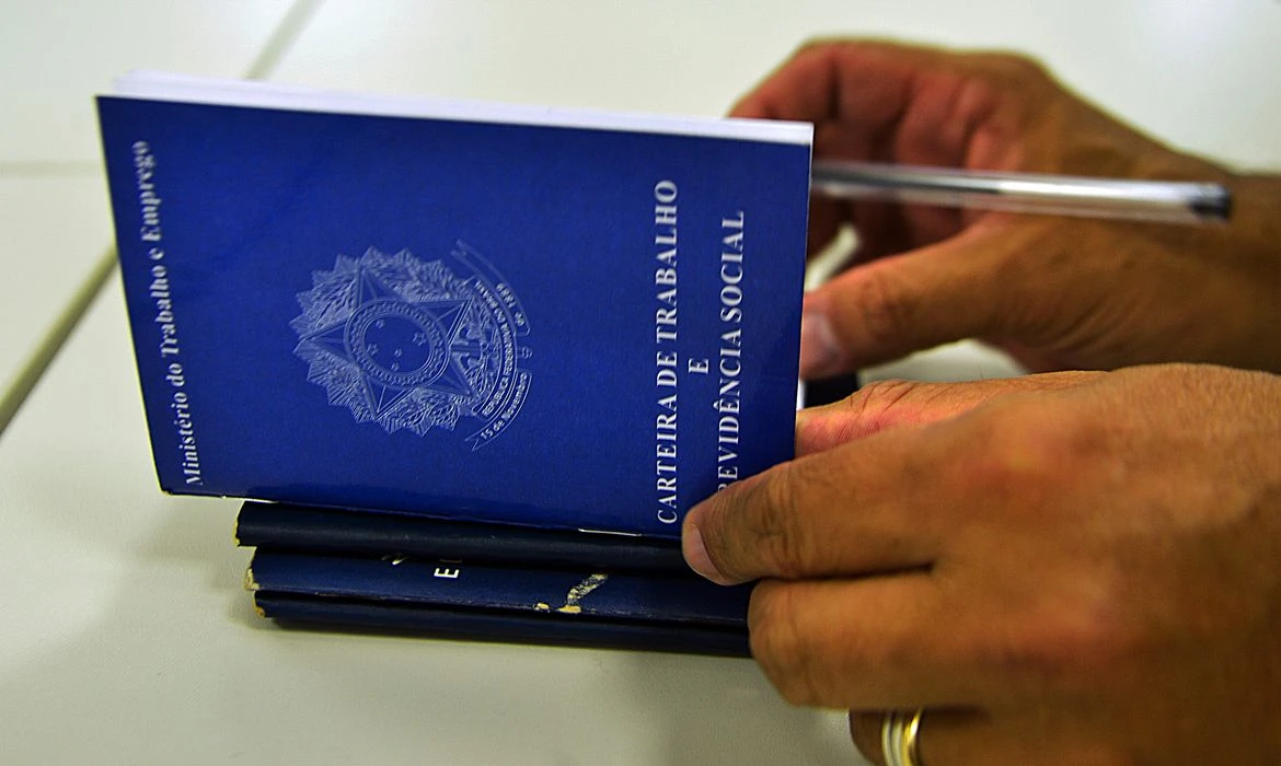 Lote complementar do abono salarial começa a ser pago nesta quinta