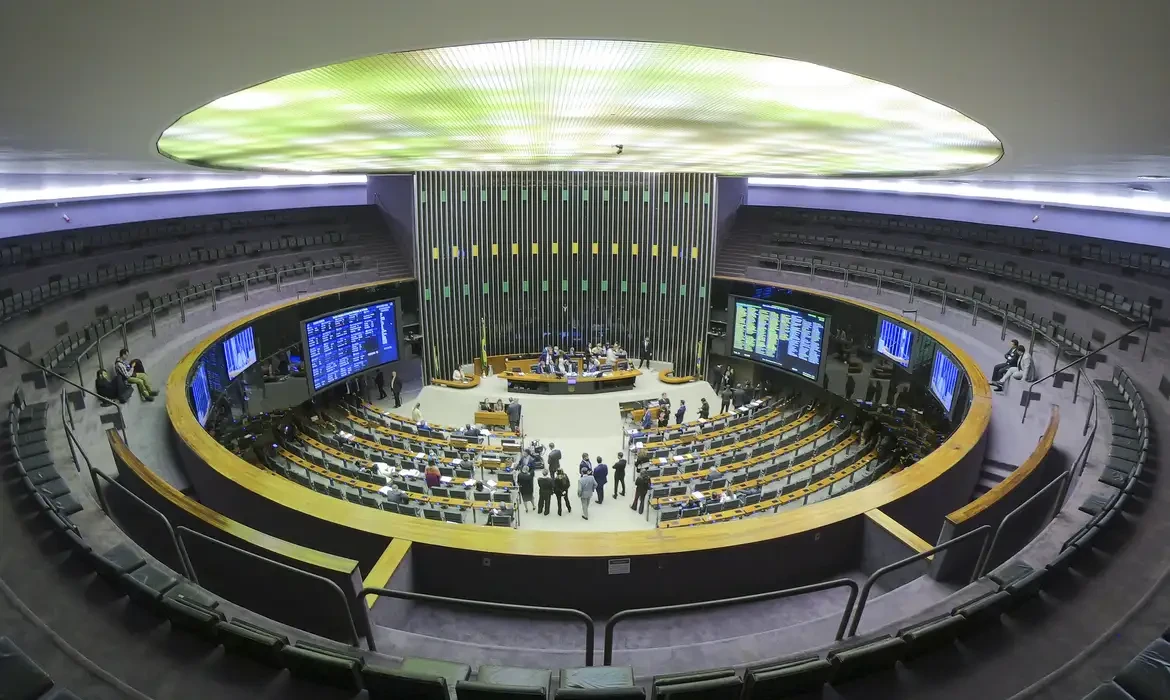 PL, PSD, PT e Republicanos têm 15 governadores eleitos
