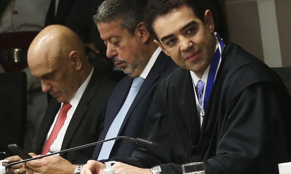 Bruno Dantas toma posse como presidente do Tribunal de Contas da União