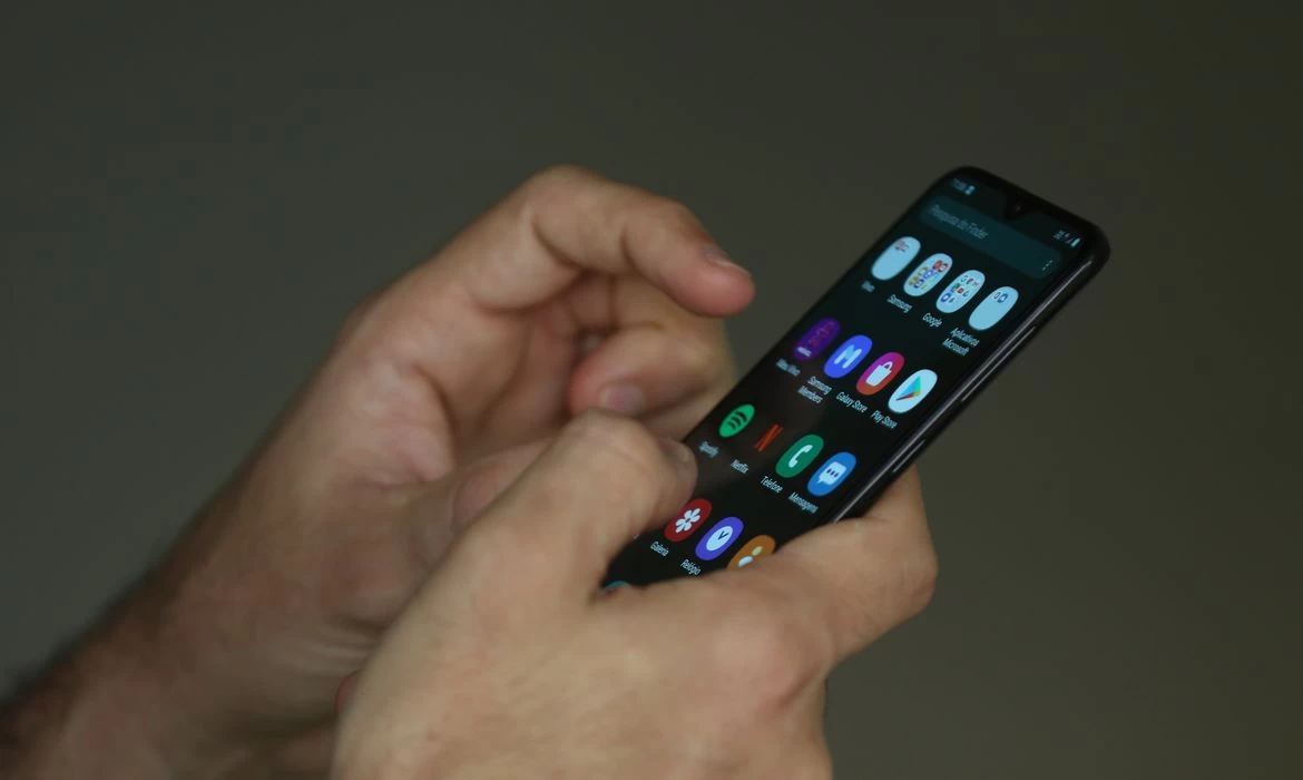 Plataforma oferece escuta em saúde mental para jovens no SUS Digital