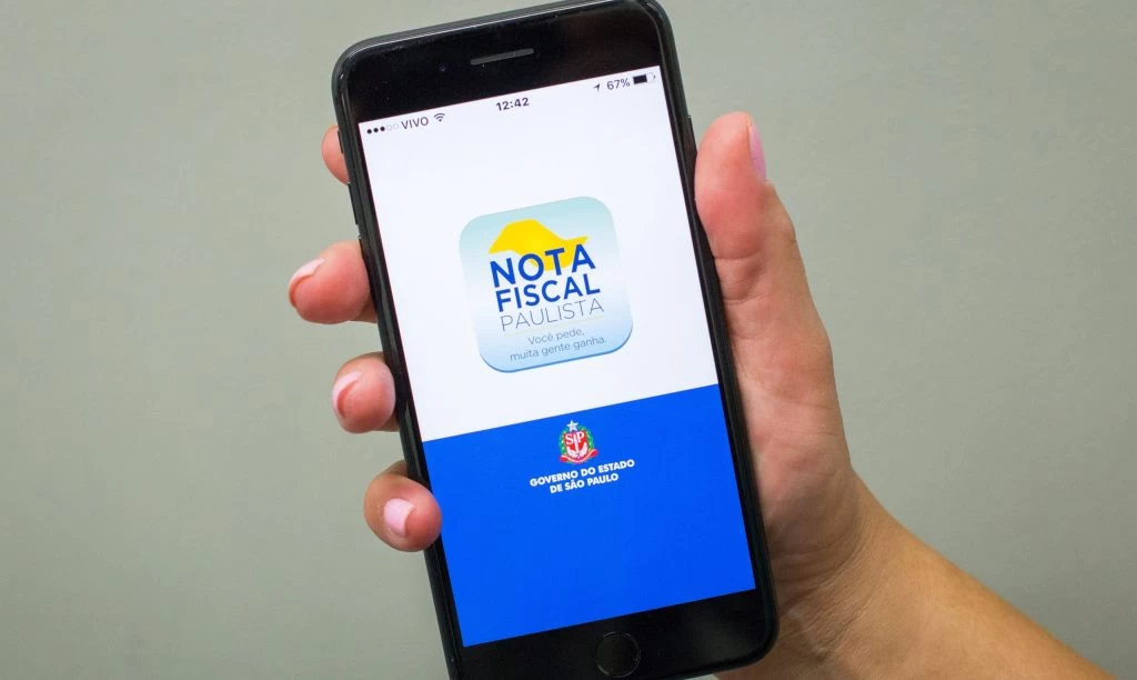 “Nota Fiscal Paulista realiza sonhos e agora vou poder comprar minha casa”, diz nova milionária de SP