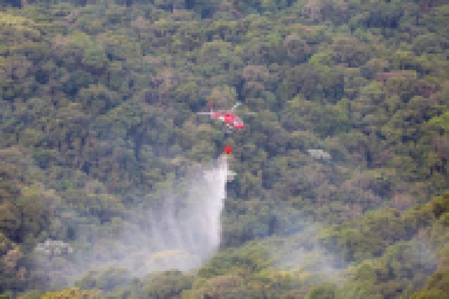 Governo de SP amplia em 13,5 mil bombeiros o efetivo para combater os incêndios florestais