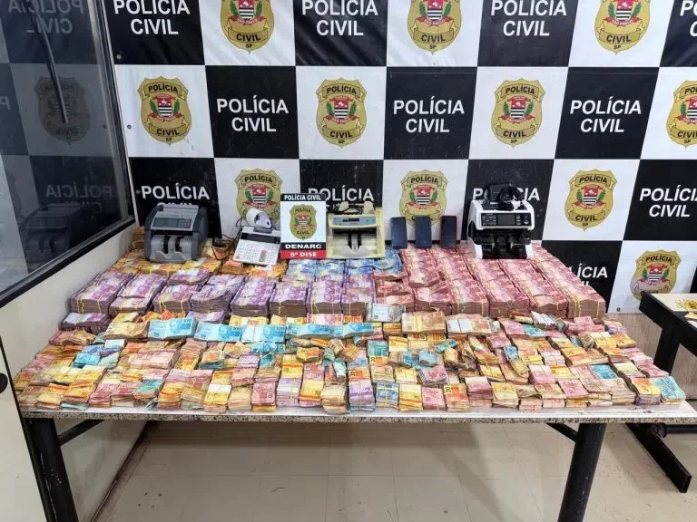Polícia de SP prende casal da ‘quadrilha do THC’ com quantia milionária em hotel