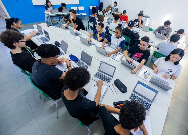 Dia da Educação Profissional e Tecnológica: Etecs e Fatecs celebram ensino de qualidade
