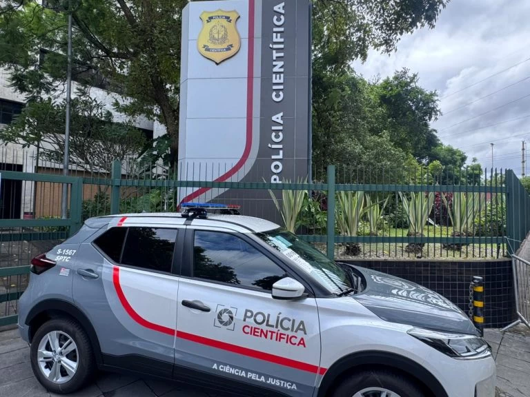 Governo de SP entrega 56 novas viaturas à Polícia Científica