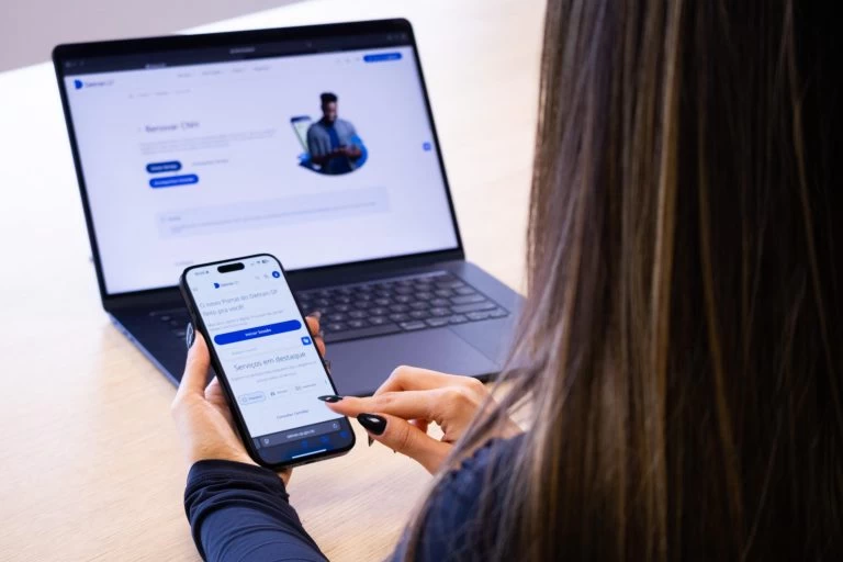 Consulta a multas, pontos na CNH, licenciamento: veja os serviços campeões de acesso do Detran-SP