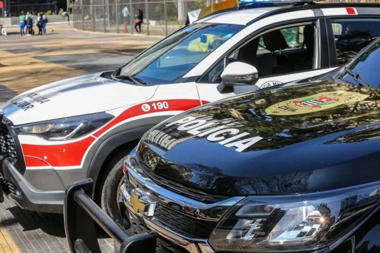 Governador Tarcísio de Freitas sanciona projetos de lei que modernizam carreiras das polícias Civil e Militar