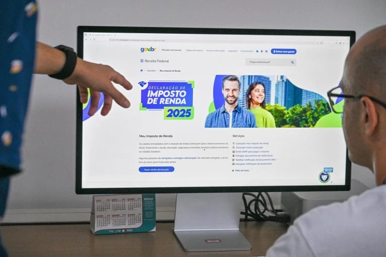 Etecs e Fatecs oferecem consultoria para declaração do imposto de renda 2025