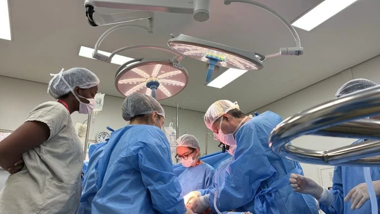 Governo de SP registra 100º voo de transporte de órgãos pelo programa TransplantAR