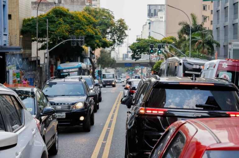 Mais de 2,6 milhões de veículos já fizeram licenciamento de 2026 em SP