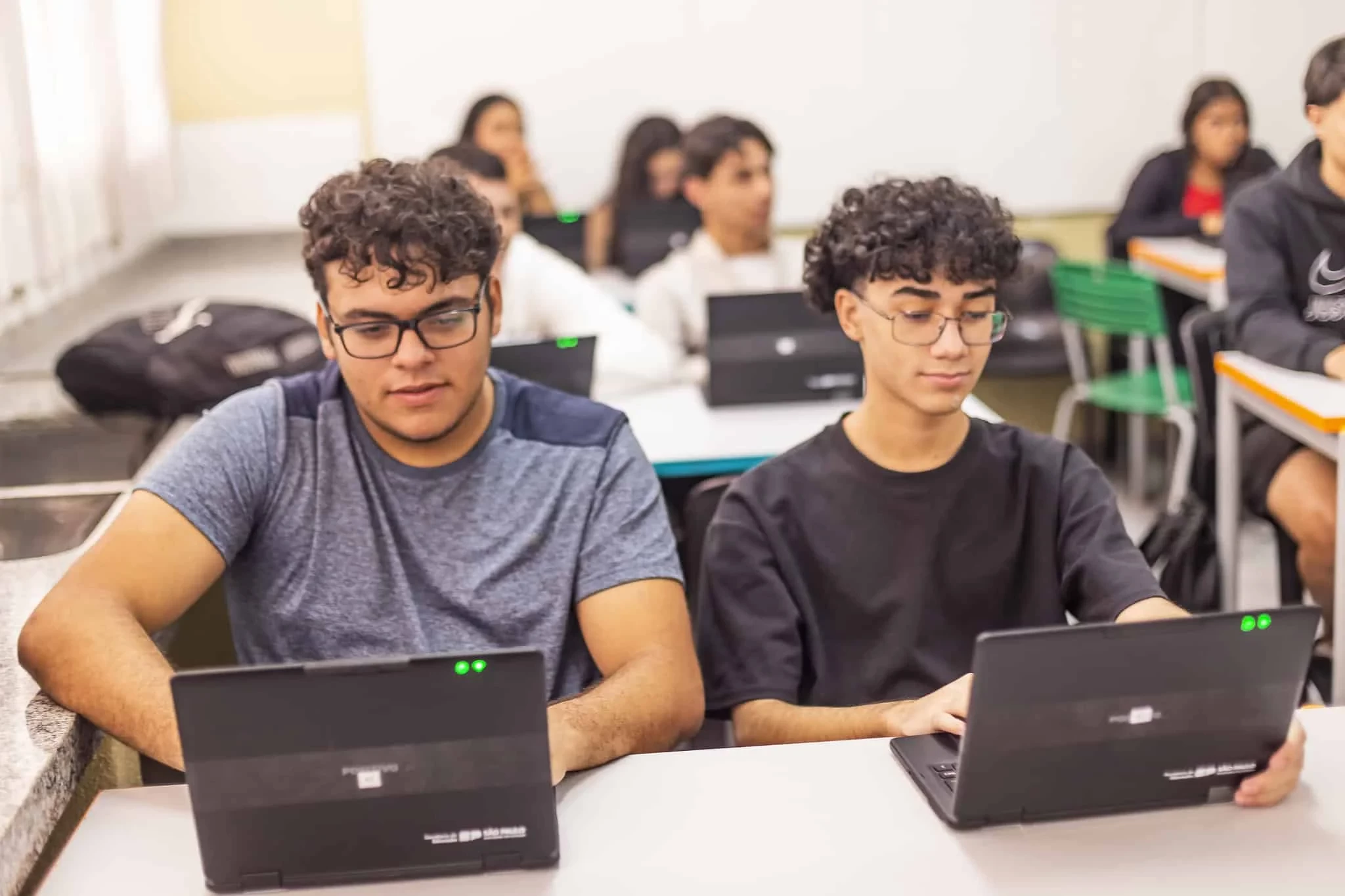 Veja como se inscrever e os cursos que mais contratam estagiários da rede estadual de SP