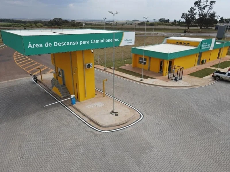 Benefícios das áreas de descanso transformam a rotina dos caminhoneiros nas rodovias paulistas