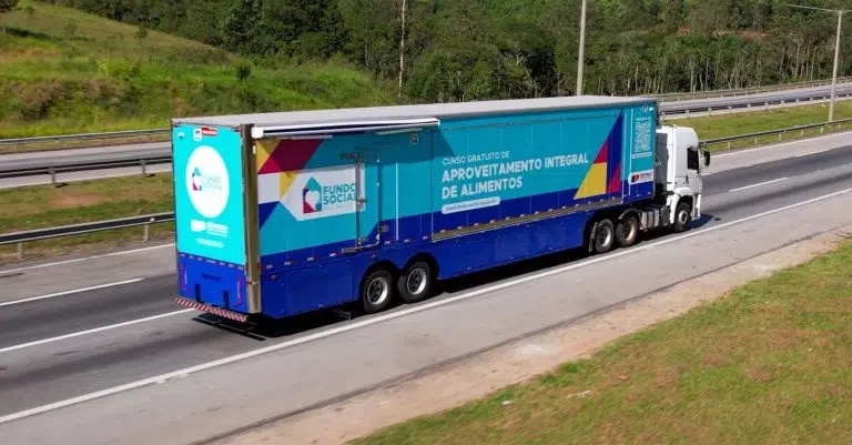 Carretas do Caminho da Capacitação continuam a circular pela região de Sorocaba nesta segunda (14)