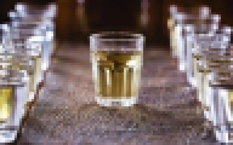 SP impulsiona setor da cachaça com inscrições abertas para concurso e nova rota turística