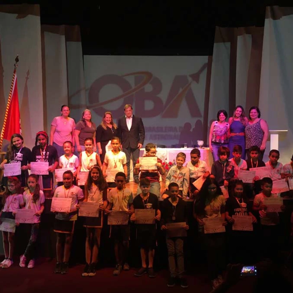 Alunos são premiados na Olimpíada Brasileira de Astronomia e Astronáutica