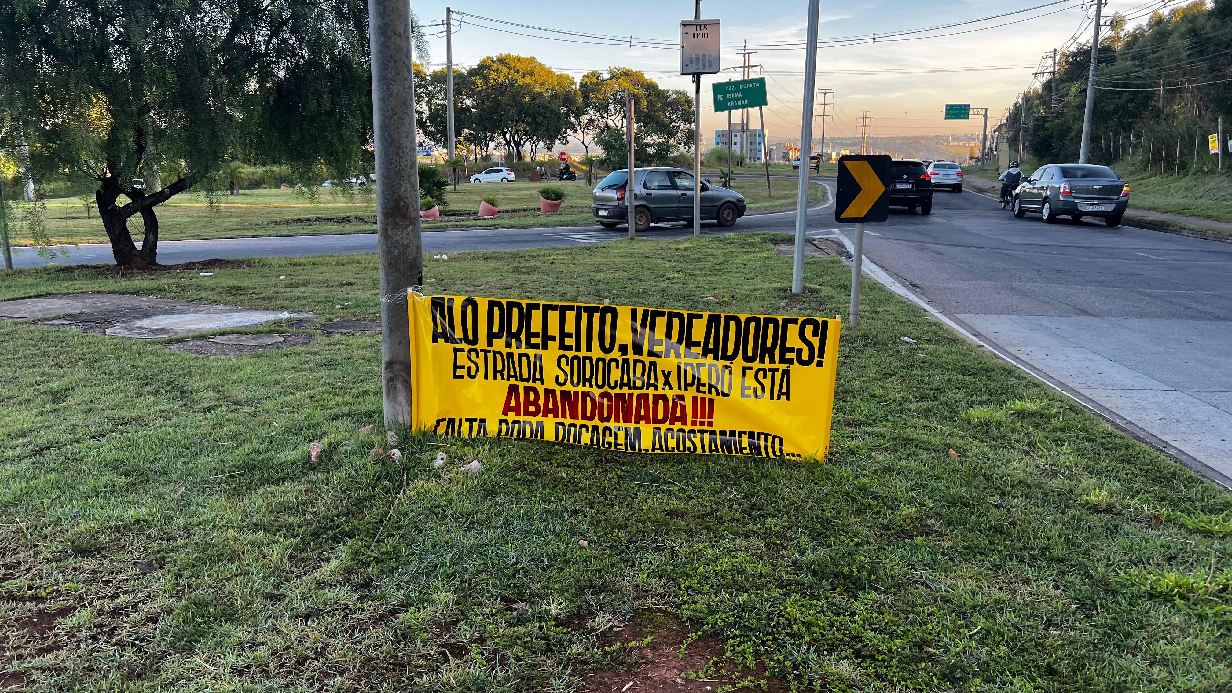Após morte de jovem,  estrada que liga Sorocaba e Iperó vira alvo de protesto e denúncias de abandono