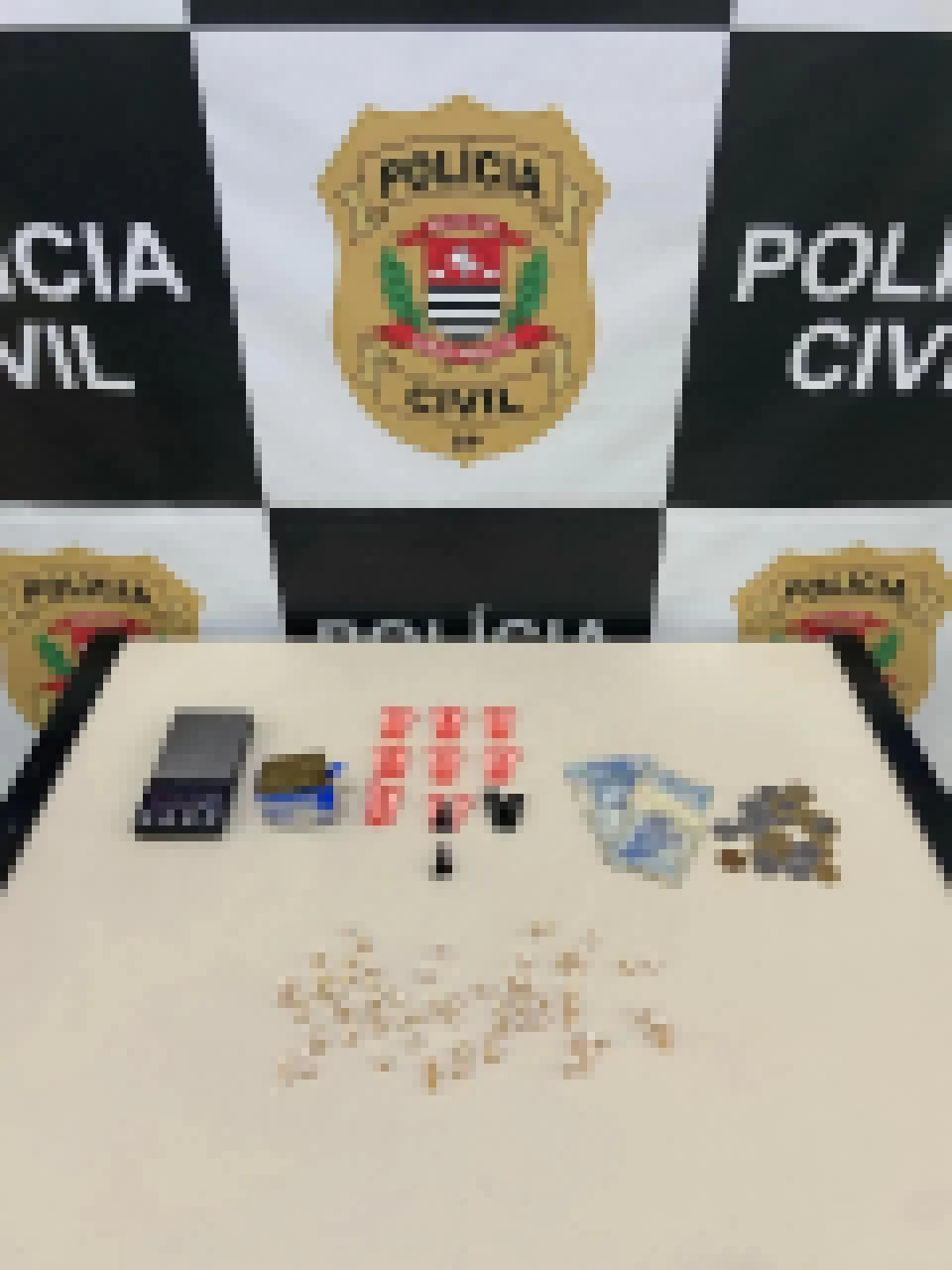 Polícia Civil prende dois homens suspeitos de tráfico e extorsão em Araçoiaba da Serra e Salto de Pirapora