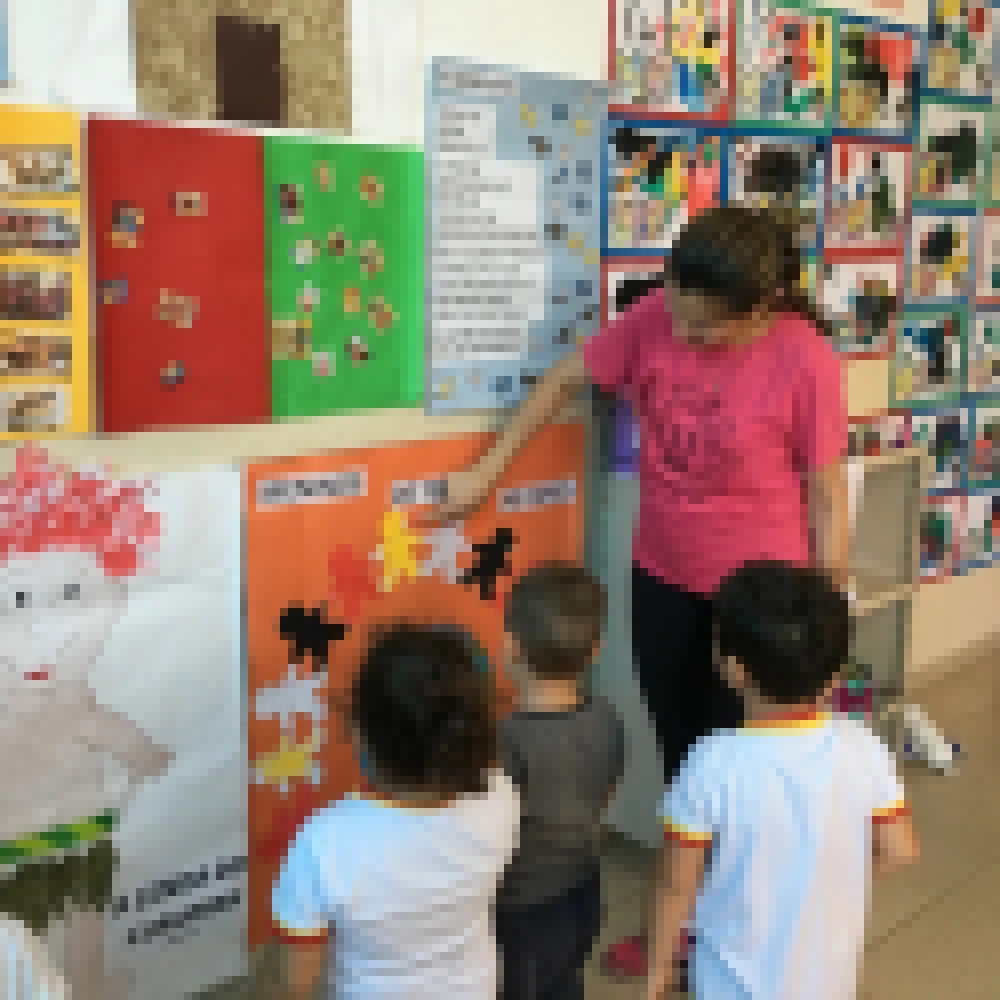 CEI-33 realiza mostra cultural com temática étnico-racial