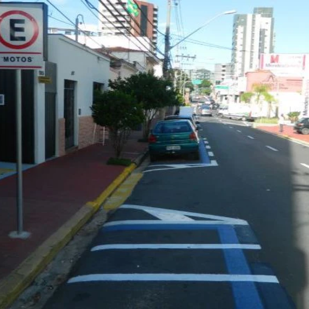Centro de Sorocaba ganha mais 120 vagas de estacionamento para motos