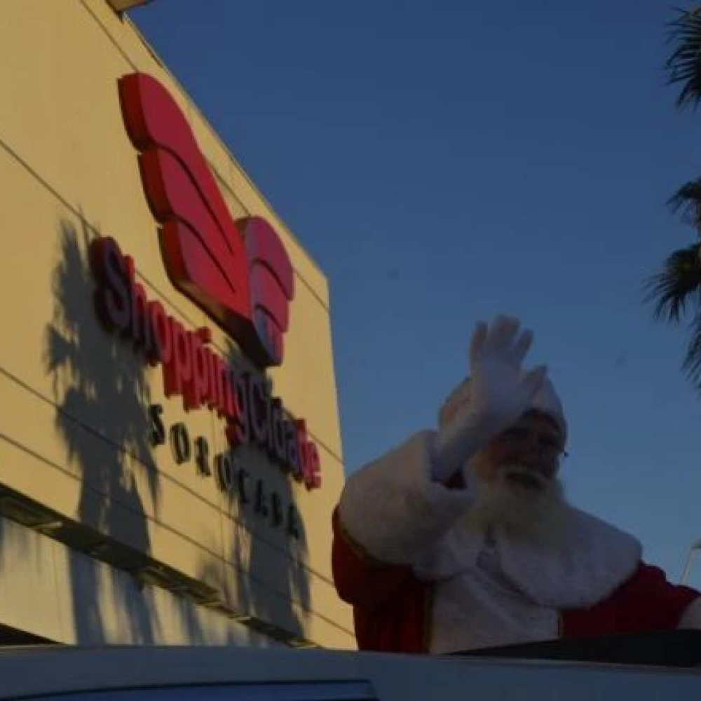 Chegada do Papai Noel inaugura decoração de Natal no Shopping Cidade Sorocaba