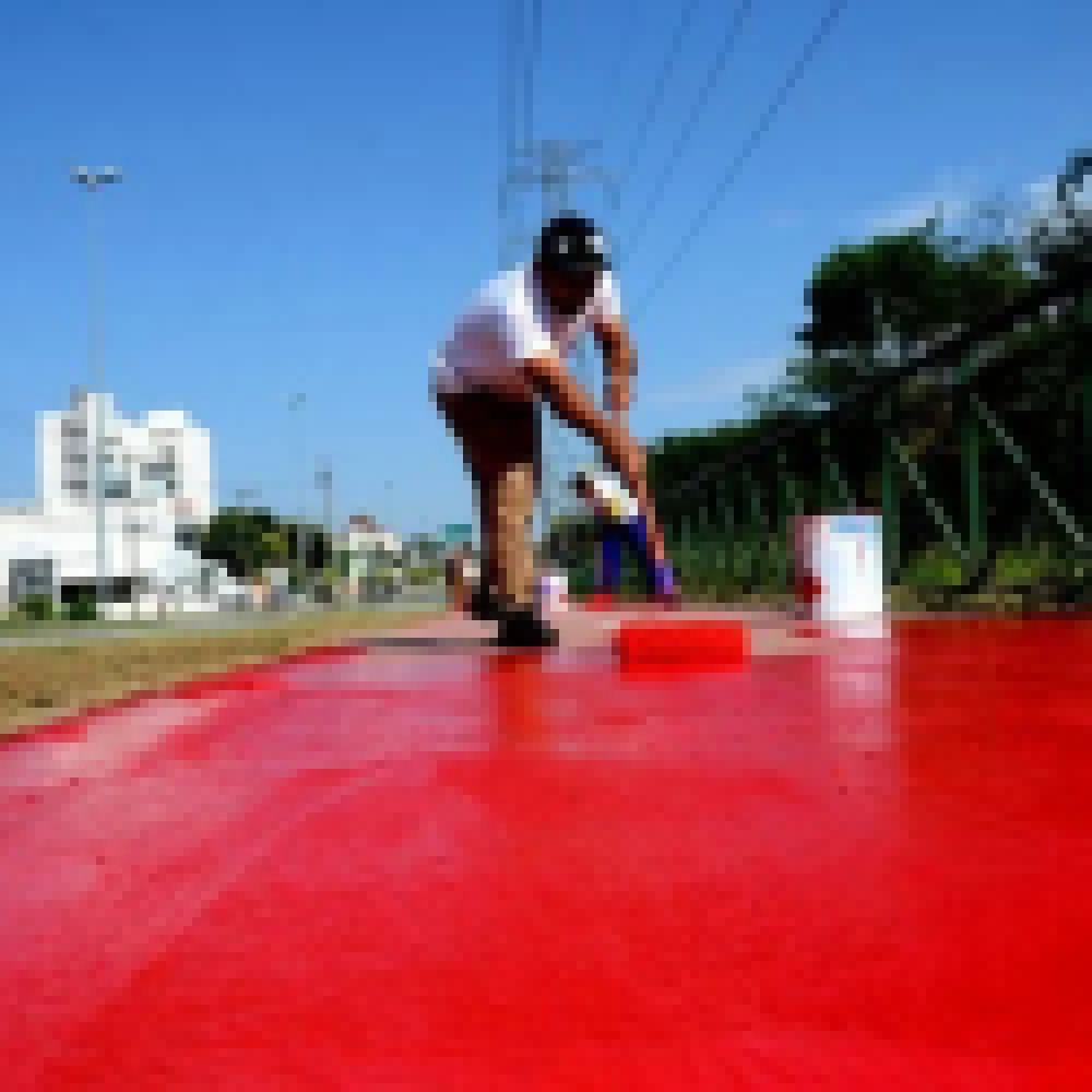 Ciclovia da Av. Américo de Carvalho é repintada