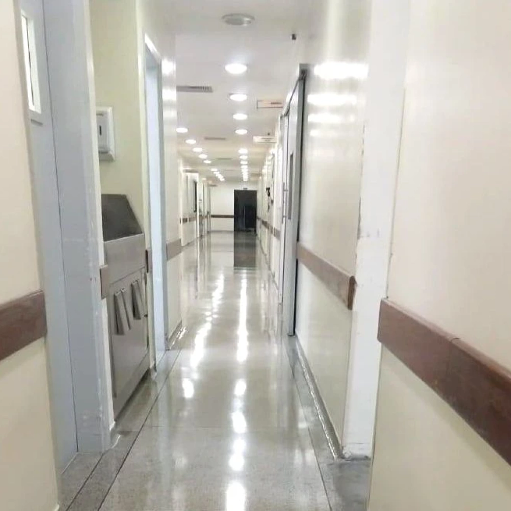 Com baixo número de pacientes, Centro Cirúrgico da Santa Casa passa por higienização completa e profunda