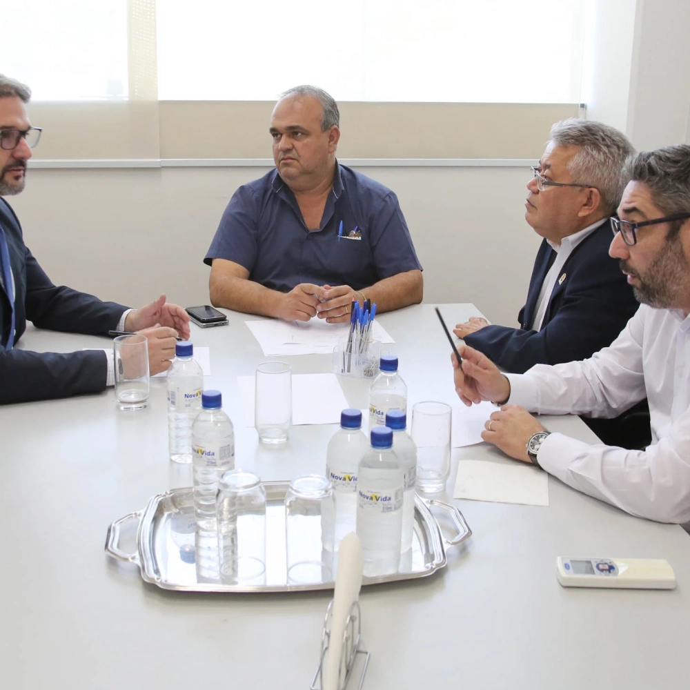 Comissão processante ouvirá o prefeito na tarde desta quarta-feira