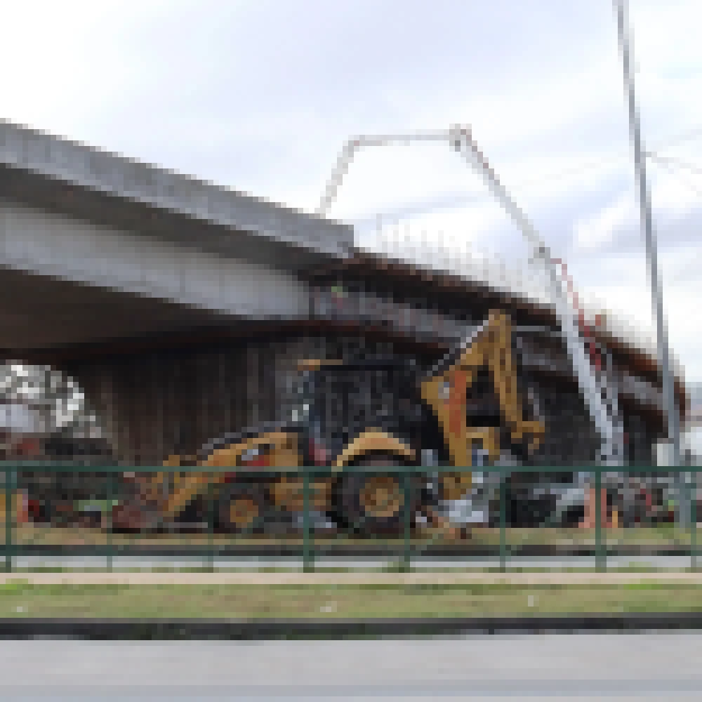Construção de viaduto sobre a Avenida Itavuvu entra na reta final de obras