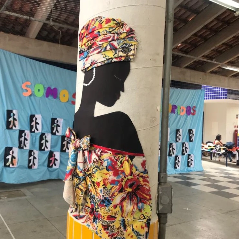 Cultura afro é tema de festa em escola municipal