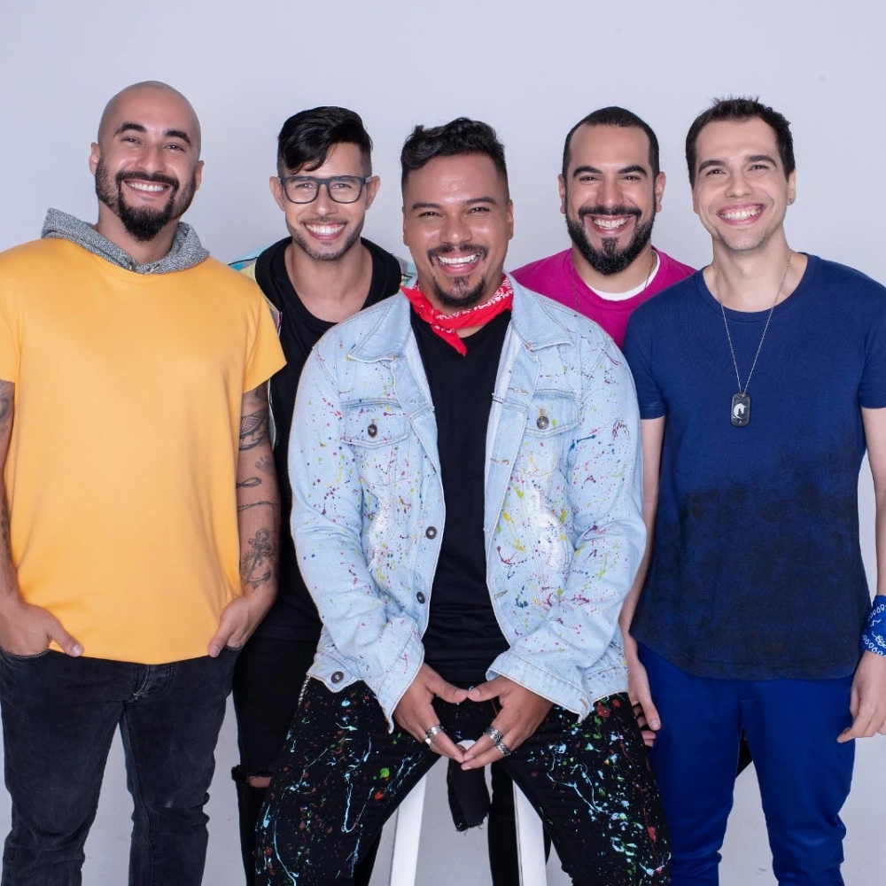 Dilsinho e Sorriso Maroto anunciam apresentações em Sorocaba