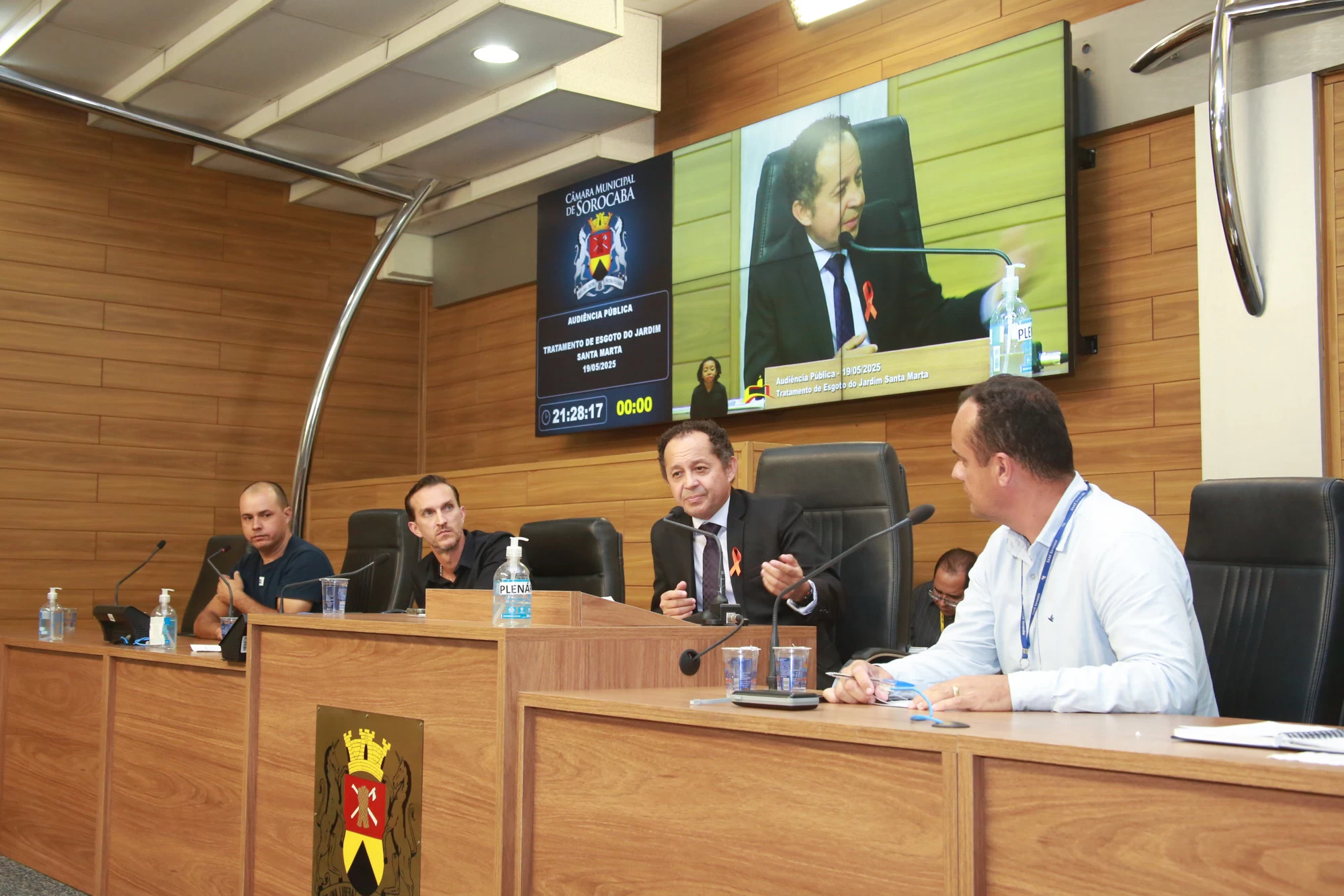 Audiência pública debate problema crônico de esgoto no Jardim Santa Marta