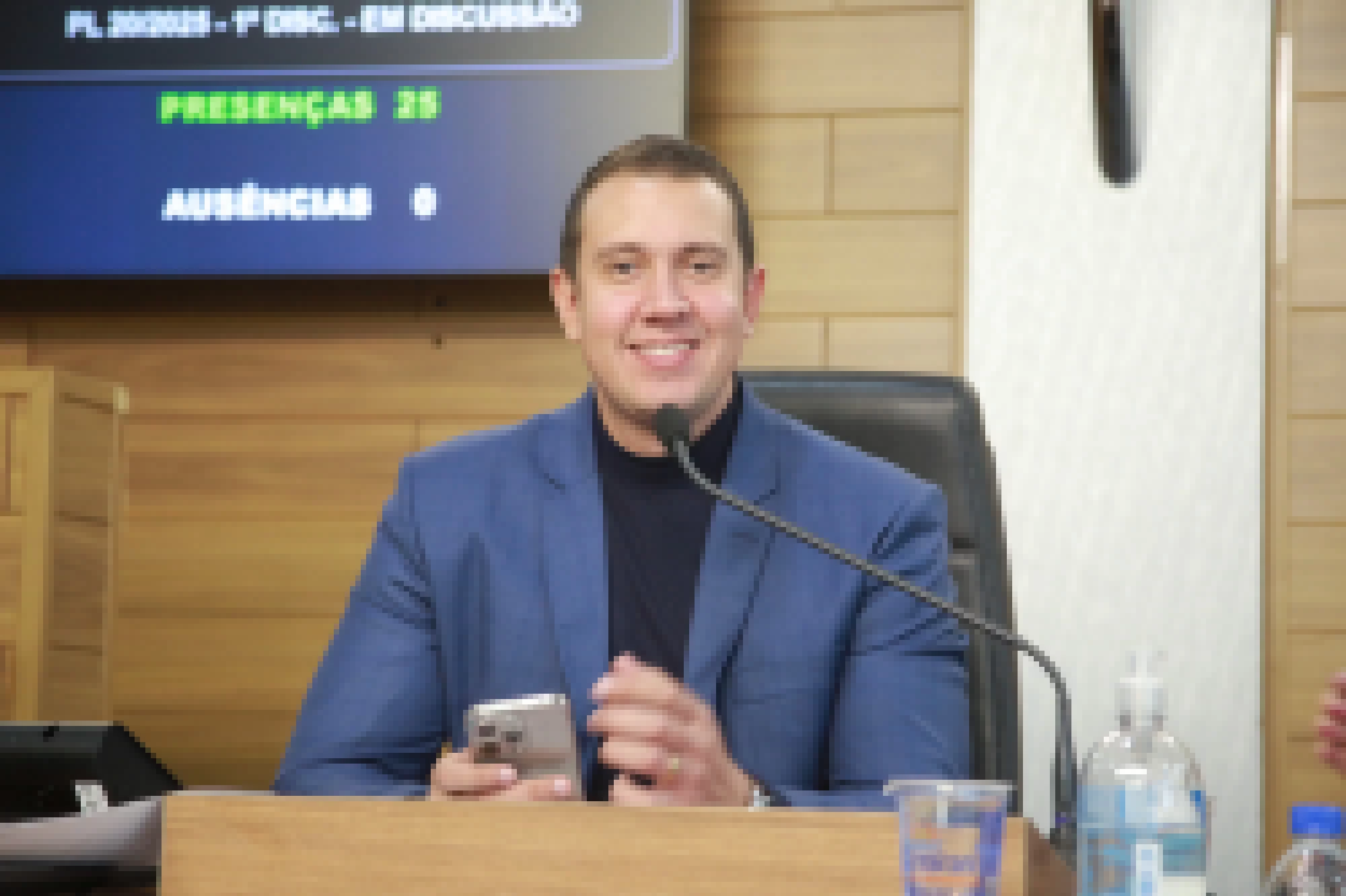Vereador Caio Oliveira cobra ampliação do transporte público noturno para atender trabalhadores da gastronomia