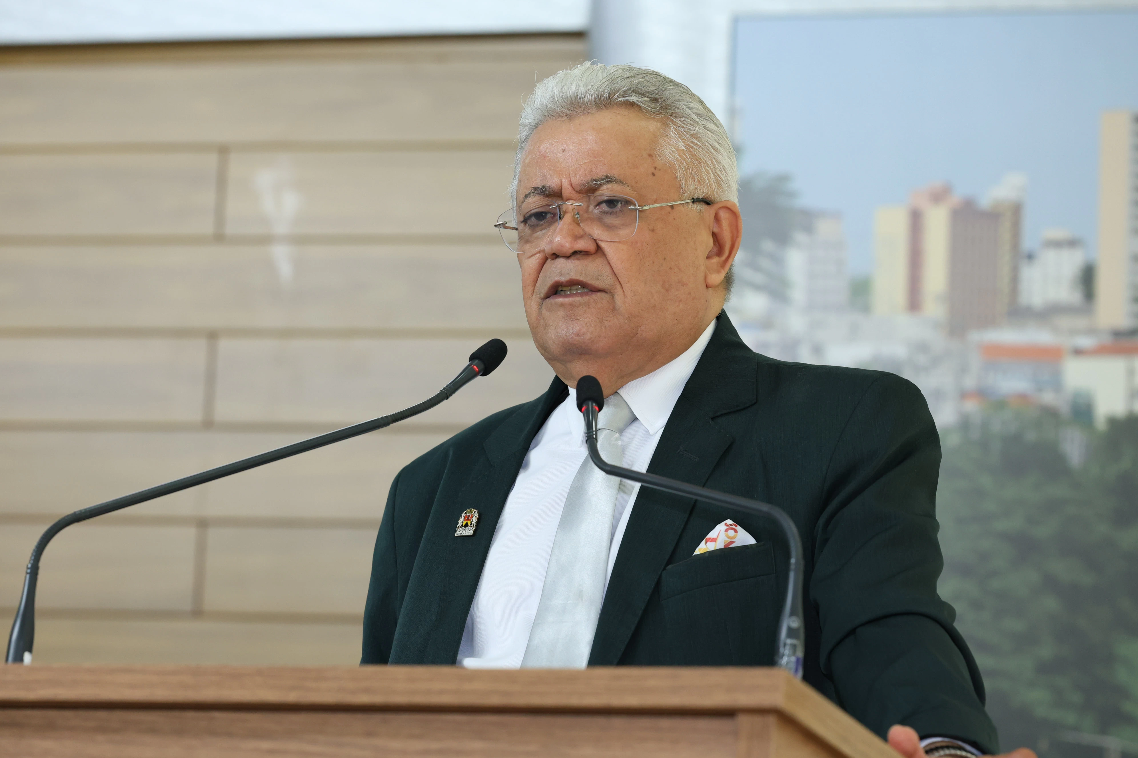 Programa Jovem Cientista é instituído por lei em Sorocaba para alunos da rede pública